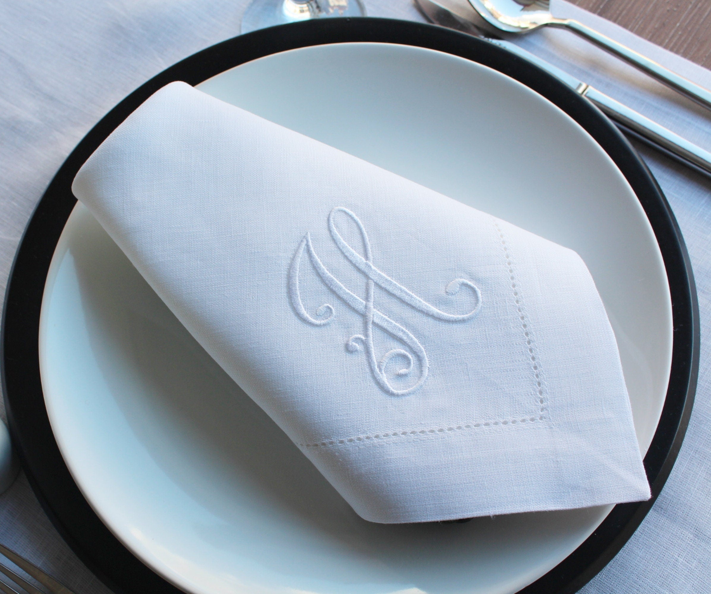Monogrammed Wedding Napkin, Custom Linen Napkin, Personalized Linen Napkin, Hemstitched Linen Napkin, Custom Napkin for Housewarming Gift