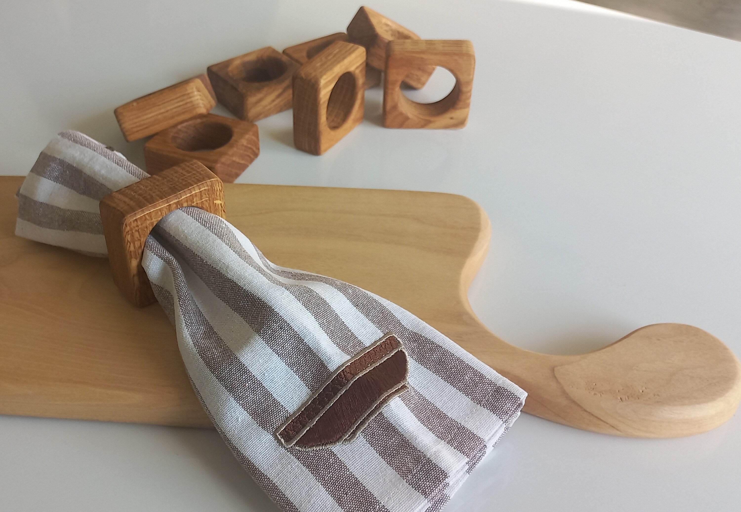 Oak Wooden Napkin Ring, Rustik Napkin Holder, Oak Square Napkin Ring, Boho Wooden Napkin Ring, Kitchen Decor, Christmas Decor, Wedding Decor