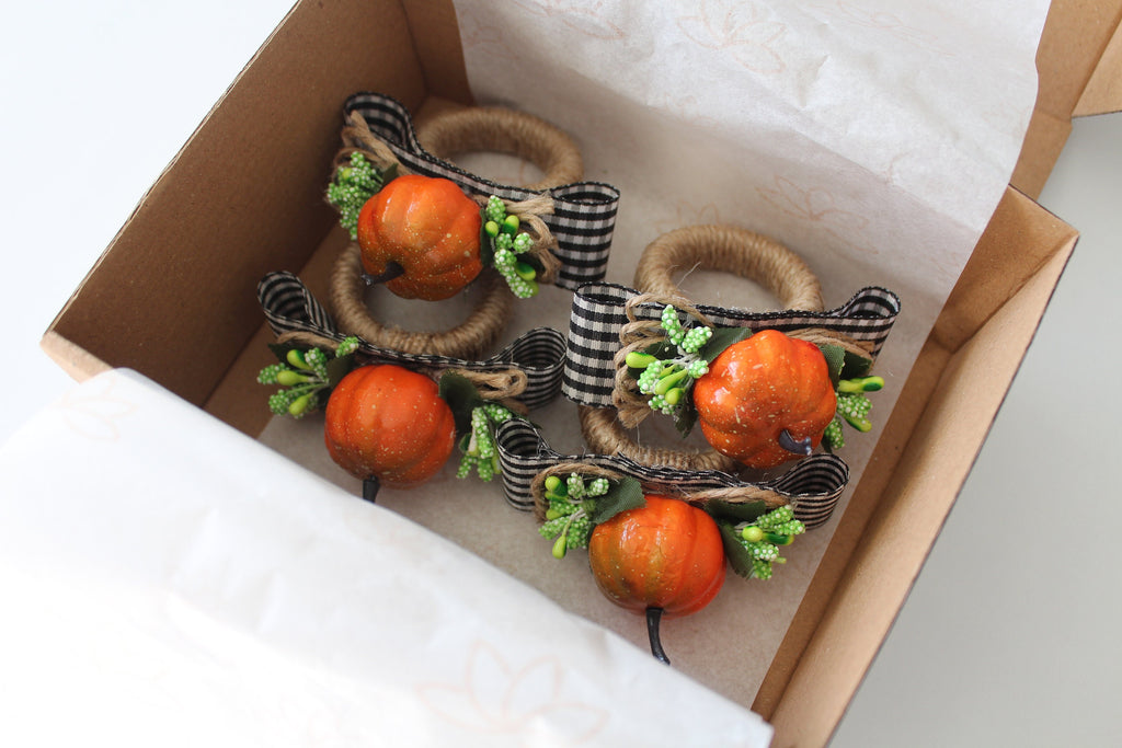Pumpkin Napkin Ring, Pumpkin Napkin Holder, Halloween Table Decor, Halloween Party Decor, Artificial Pumpkin Napkin Ring, Housewarming Gift