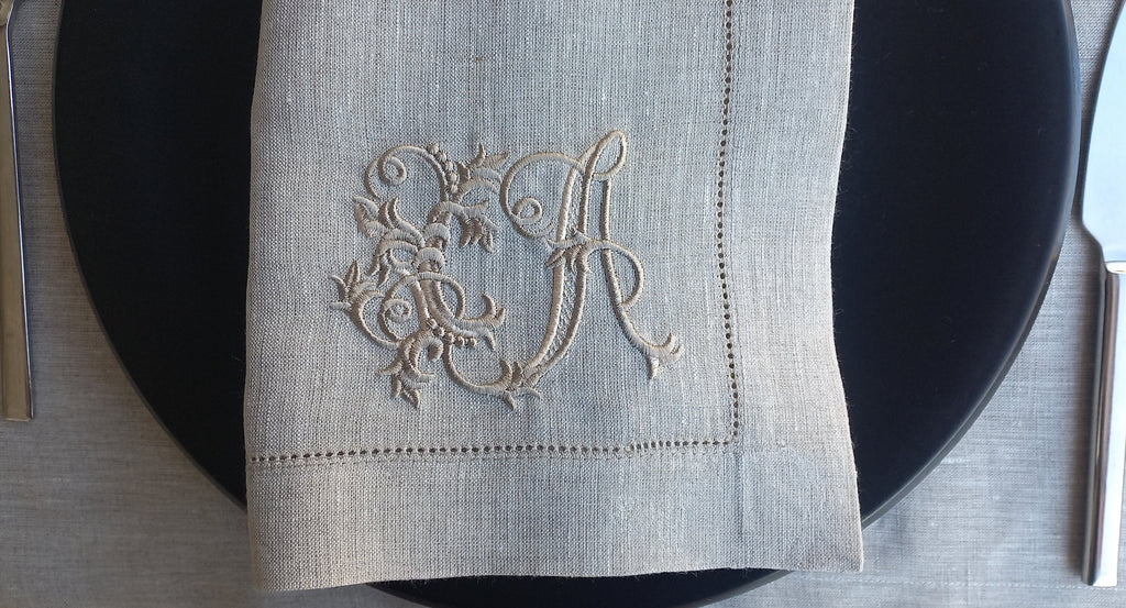 Monogrammed Luxury Linen Napkin, Wedding Linen Napkin, Customized Linen Napkin, Hemstitched Linen Napkin, Embroidered Linen Dinner Napkin
