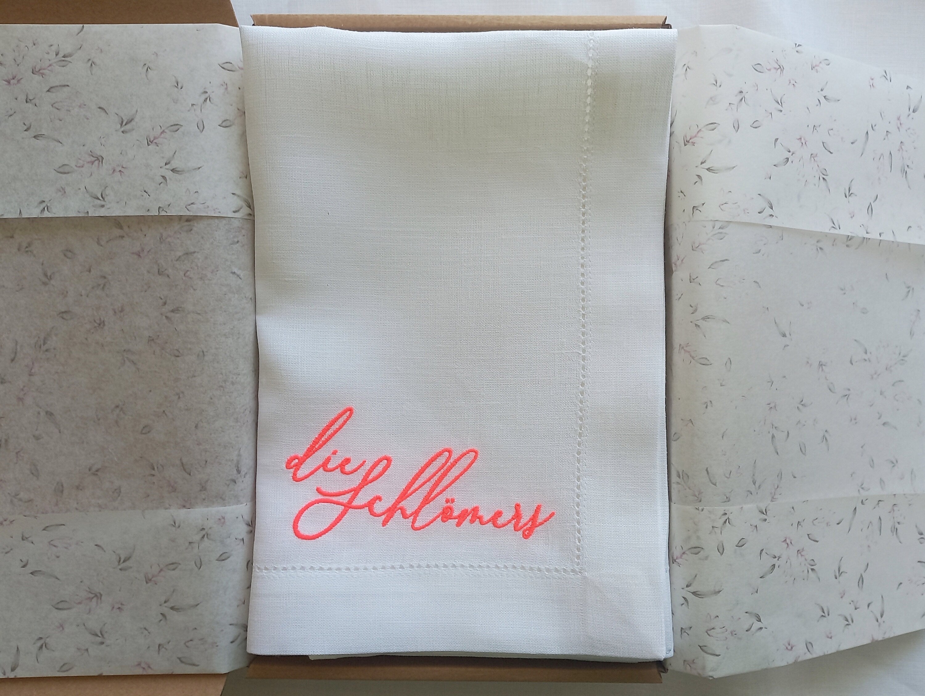 Neon Monogrammed Linen Napkin, Neon Embroidered Wedding Napkin, Luxury Neon Lettered Wedding Gift, Custom Neon Name Embroidered Linen Napkin