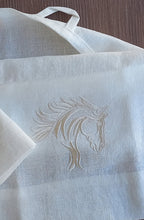 Animal Embroidered Linen Towel, Guest Towel, Linen Tea Towel, Horse Head Embroidered Linen Towel, Kitchen&Bathroom Towel, Housewarming Gift