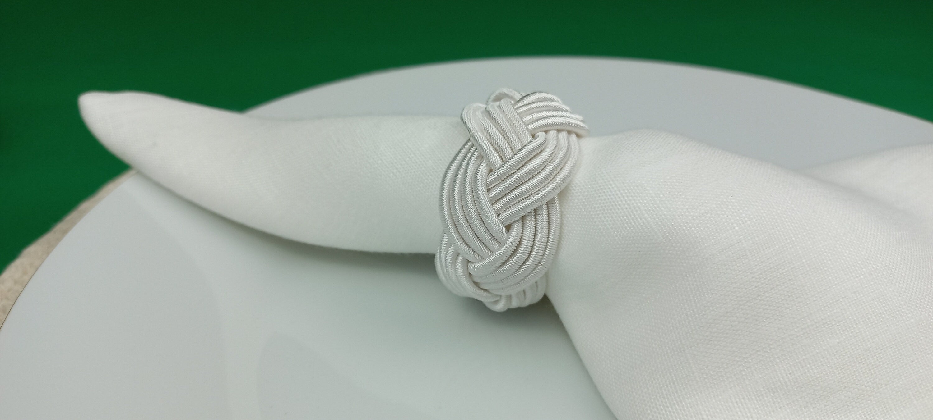 White Rayon Napkin Ring, Sailor Napkin Ring, Turks Head Napkin Holder, Table Decor, Thanks Giving Day Dinner Decoration, Wedding Table Decor