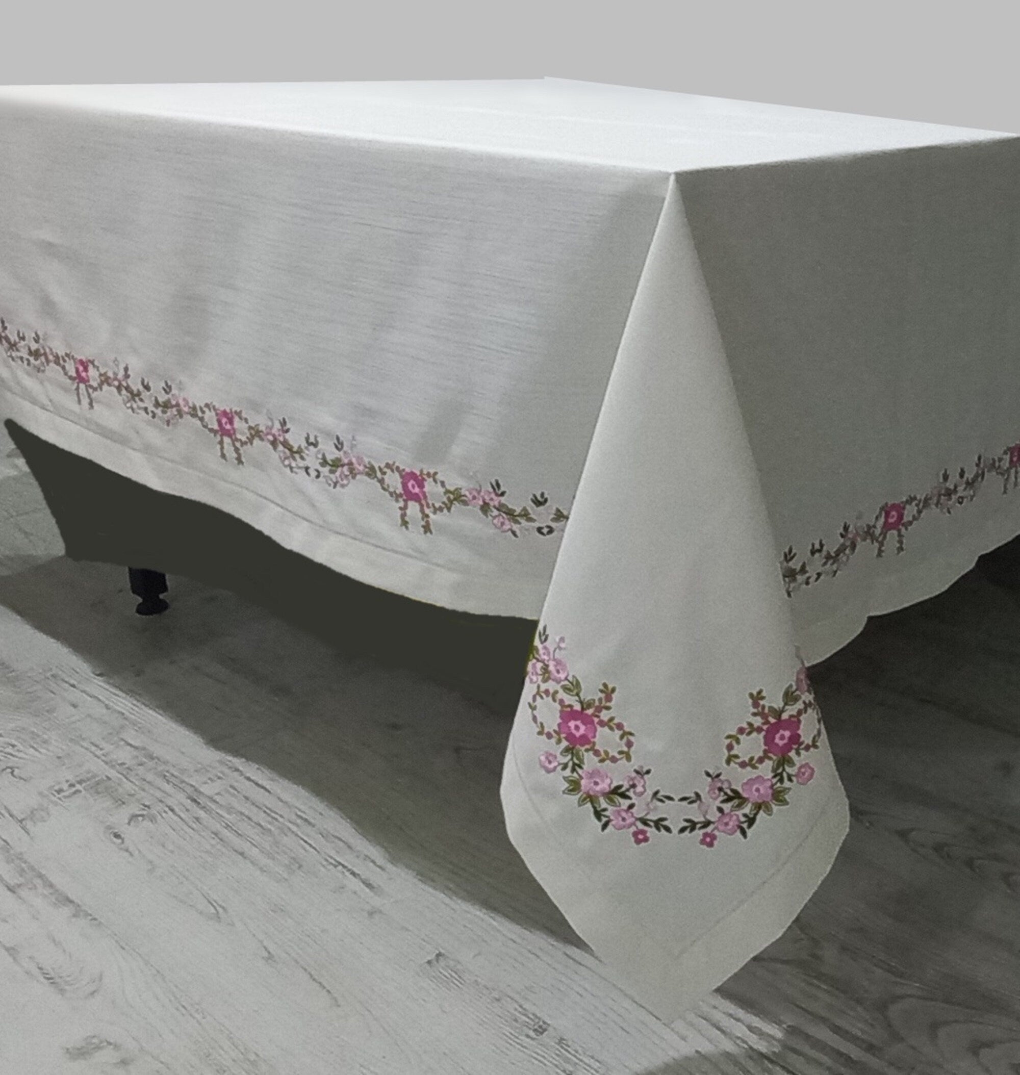 Wedding Table Decor, Embroidered Tablecloth, Long Size Tablecloth, Perfect Mitered Linen Tablecloth, Various Color Tablecloth, Wedding Gift