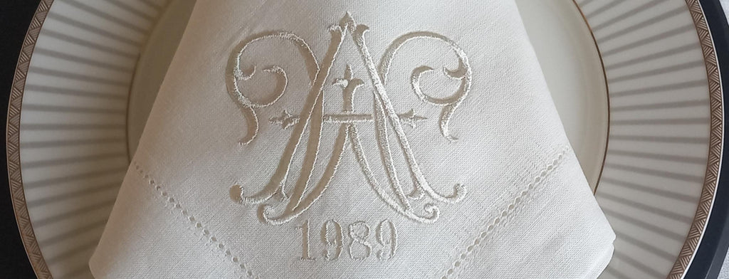 Double Lettered Linen Wedding Napkin, Interlocked Monogrammed Linen Napkin, Custom Linen Napkin, 6 to 24 inches Hemstitched Linen Napkin