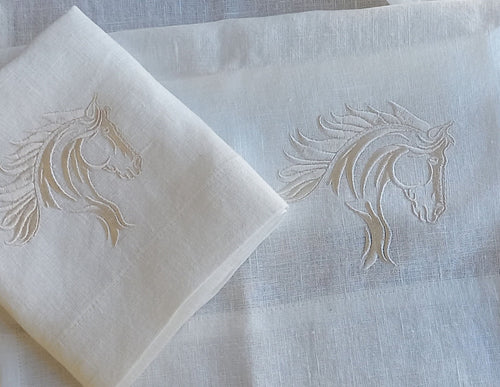 Animal Embroidered Linen Towel, Guest Towel, Linen Tea Towel, Horse Head Embroidered Linen Towel, Kitchen&Bathroom Towel, Housewarming Gift