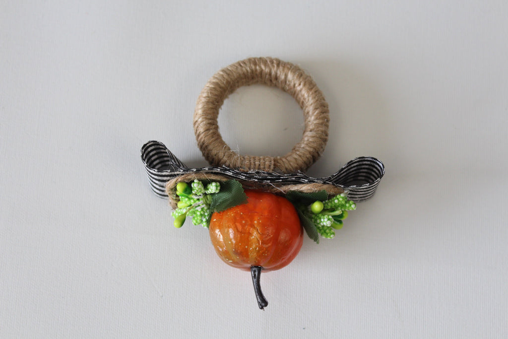 Pumpkin Napkin Ring, Pumpkin Napkin Holder, Halloween Table Decor, Halloween Party Decor, Artificial Pumpkin Napkin Ring, Housewarming Gift
