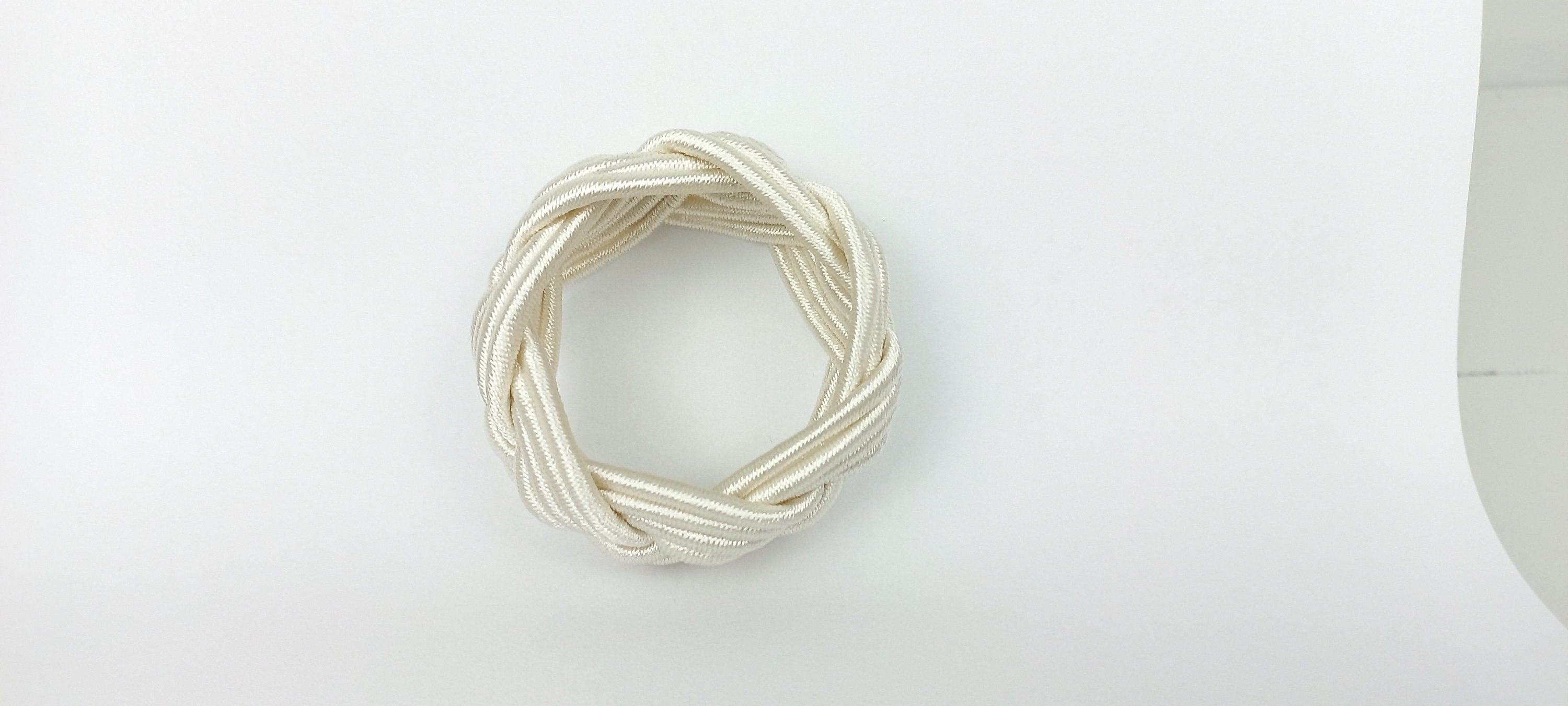 Ecru Rayon Napkin Ring, Beige Sailor Napkin Ring, Turks Head Napkin Holder, Table Decor, Thanks Giving Day Dinner Decor, Wedding Table Decor