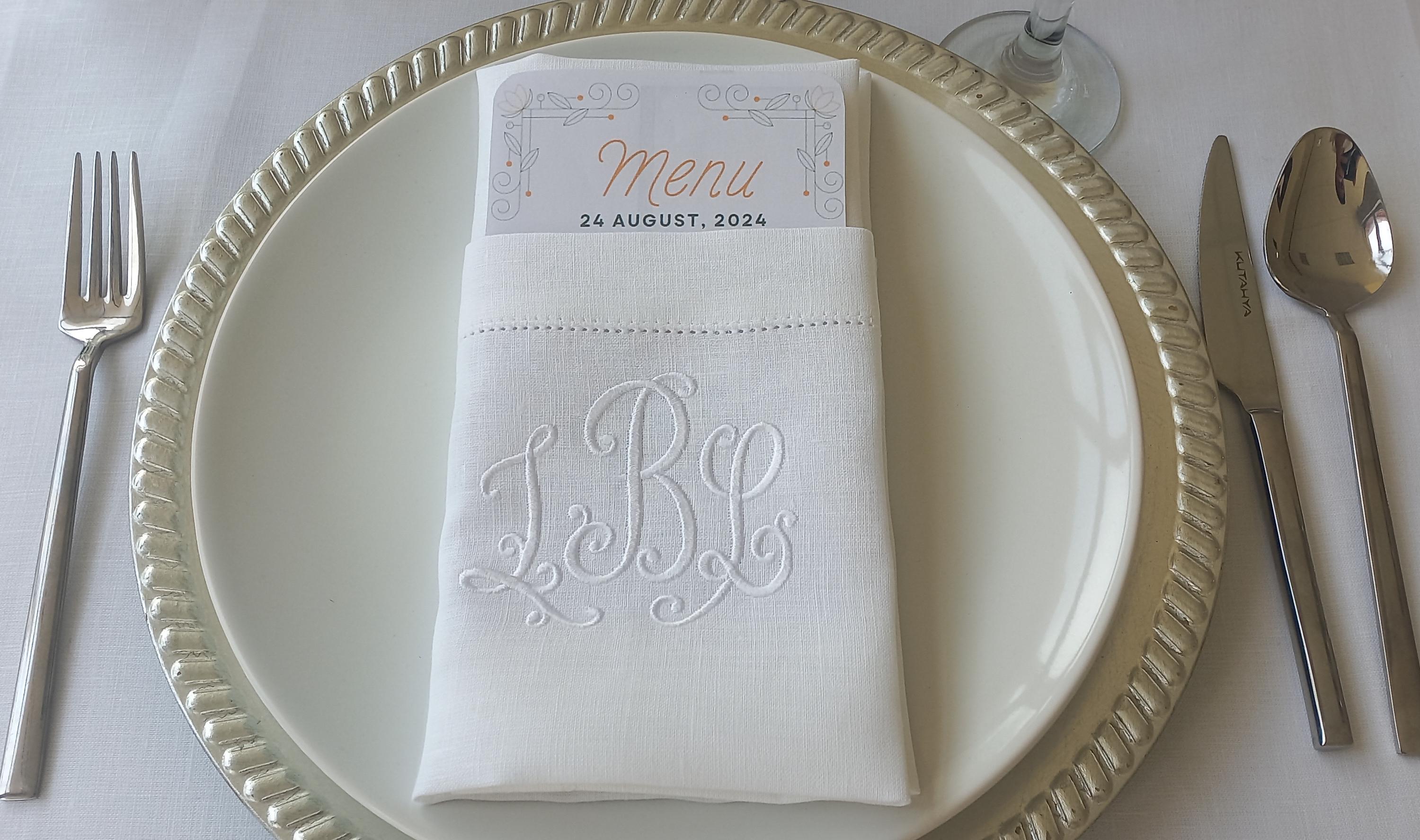 Custom Luxury Pocket Napkins, Pocket Wedding Napkins for Wedding Dinner or Events, Monogrammed Wedding Napkin, Personalized Linen Napkin,