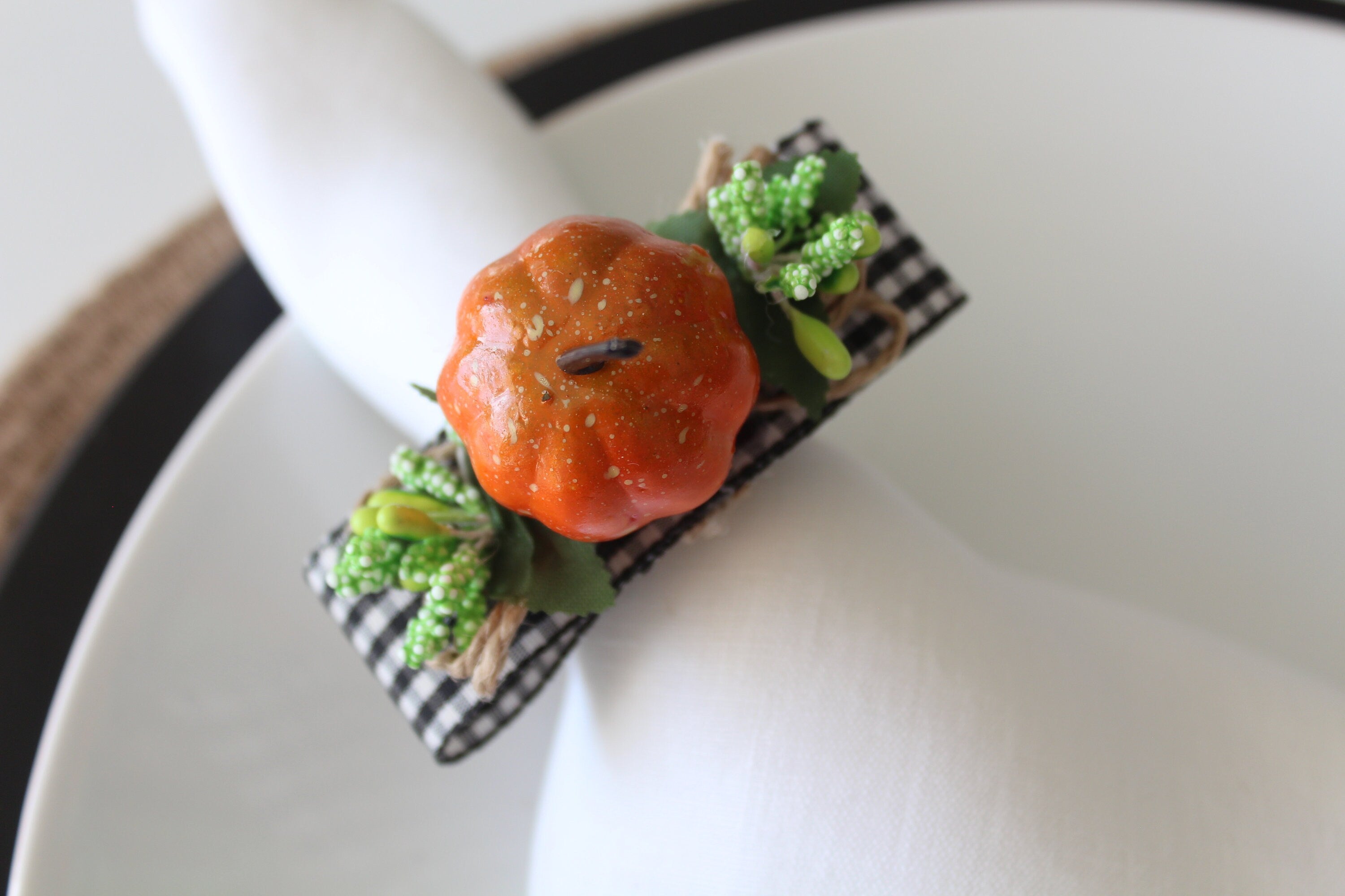 Pumpkin Napkin Ring, Pumpkin Napkin Holder, Halloween Table Decor, Halloween Party Decor, Artificial Pumpkin Napkin Ring, Housewarming Gift