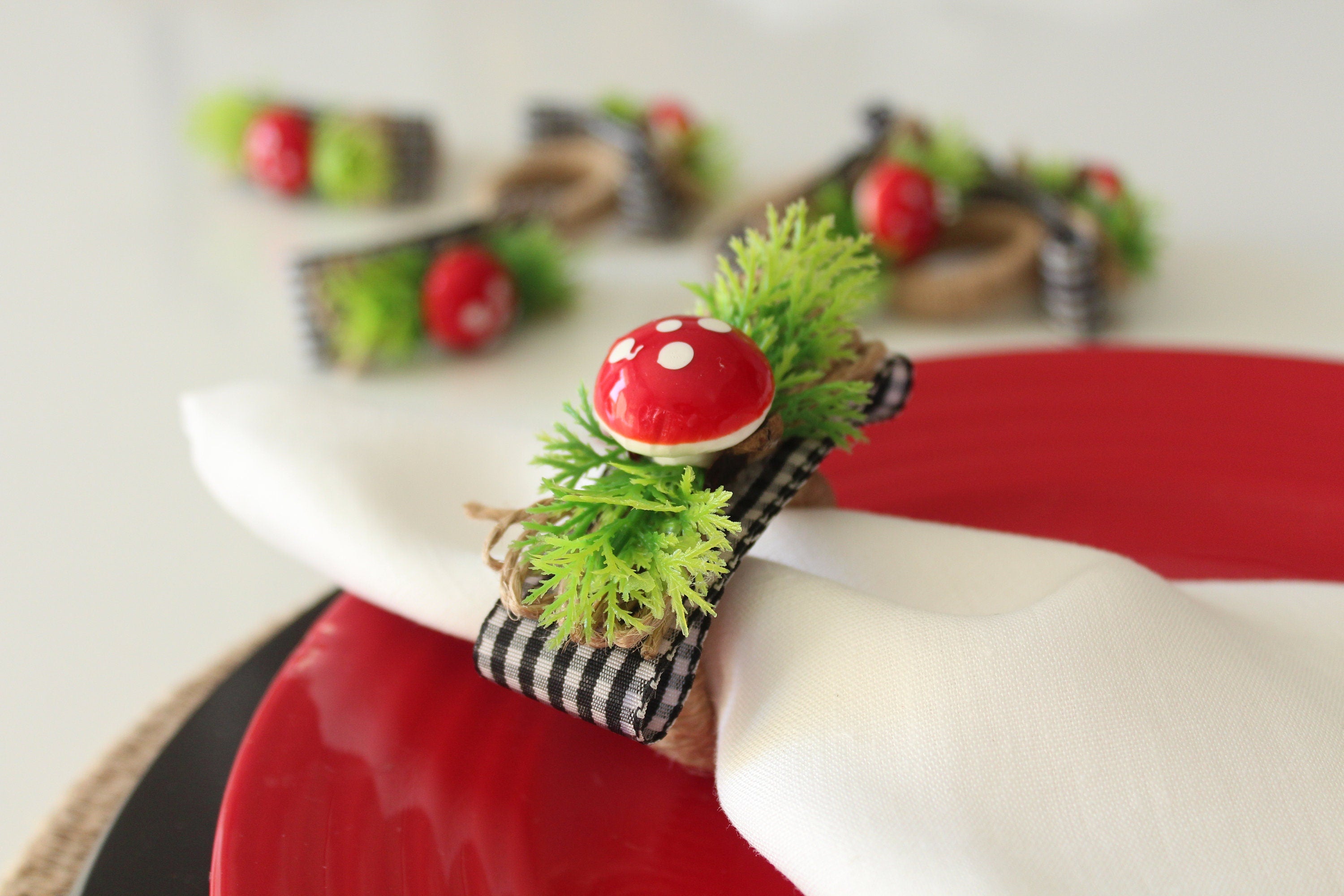 Mushroom Napkin Ring, Mushroom Napkin Holder, Christmas Table Decor, Mushroom Table Deco, Artificial Mushroom Napkin Ring, Housewarming Gift