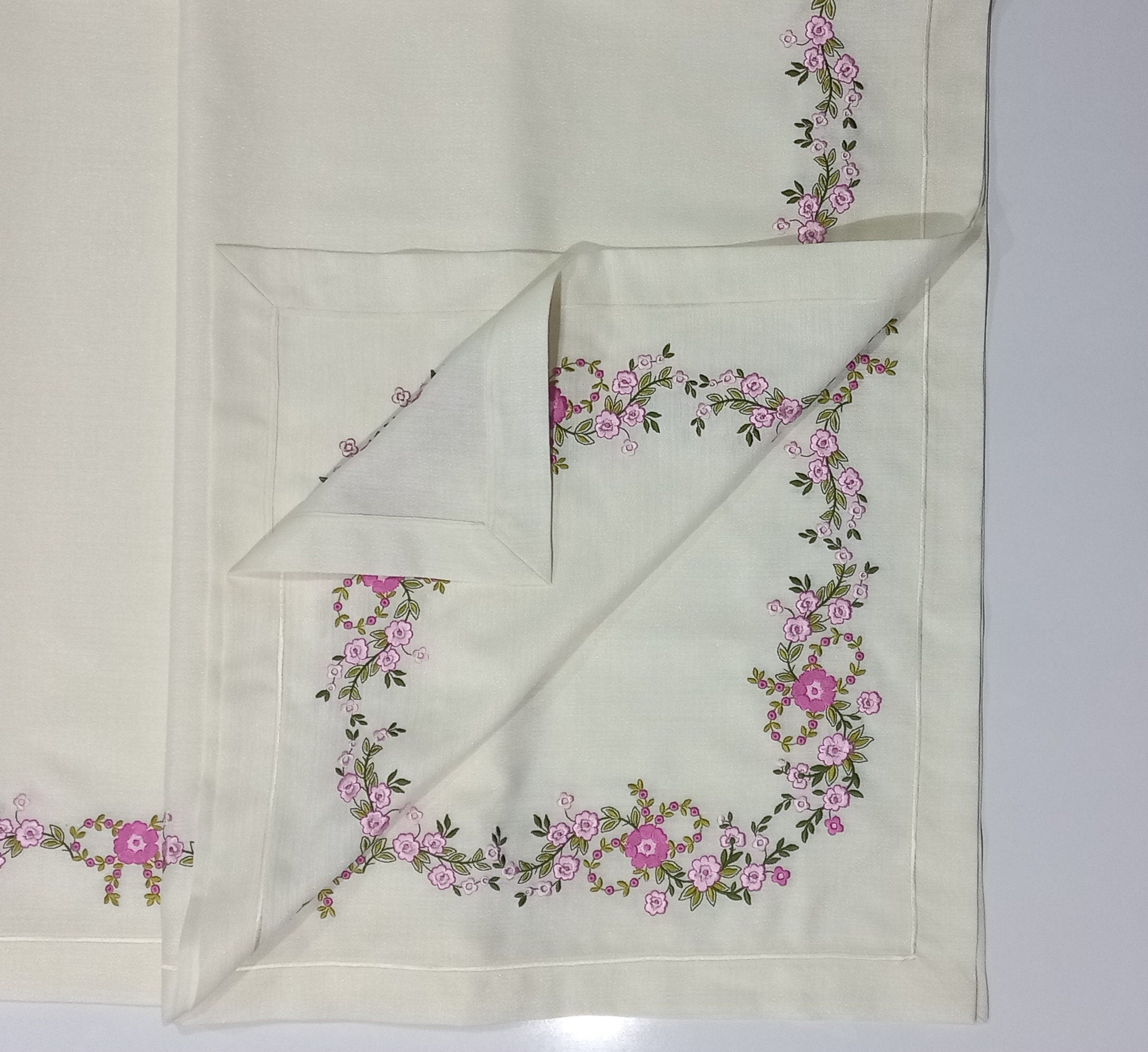 Wedding Table Decor, Embroidered Tablecloth, Long Size Tablecloth, Perfect Mitered Linen Tablecloth, Various Color Tablecloth, Wedding Gift