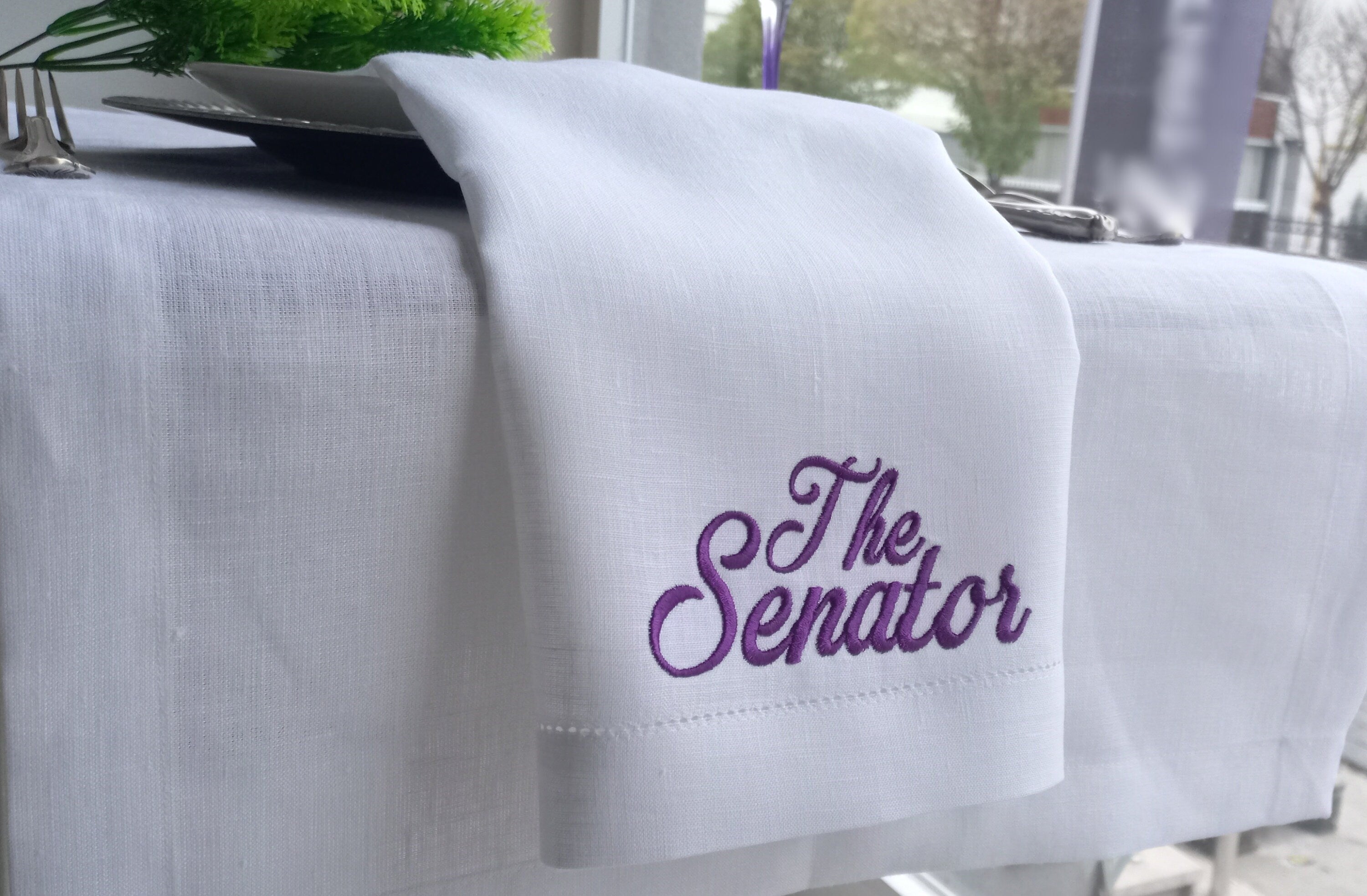 Name Embroidered Linen Napkin, Family Embroidered Linen Dinner Napkin, Customized Linen Napkin, Personalized Dinner Napkin, Wedding Gift