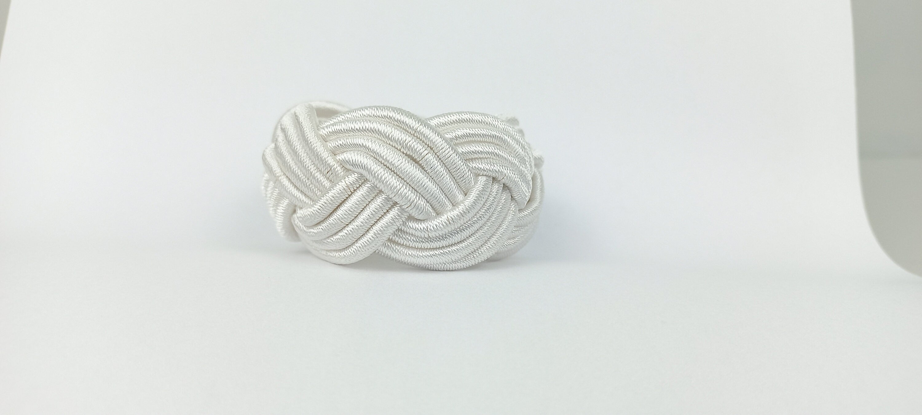 White Rayon Napkin Ring, Sailor Napkin Ring, Turks Head Napkin Holder, Table Decor, Thanks Giving Day Dinner Decoration, Wedding Table Decor
