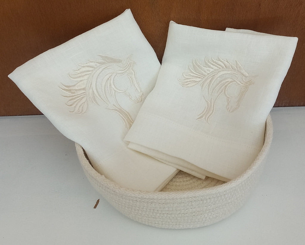 Animal Embroidered Linen Towel, Guest Towel, Linen Tea Towel, Horse Head Embroidered Linen Towel, Kitchen&Bathroom Towel, Housewarming Gift