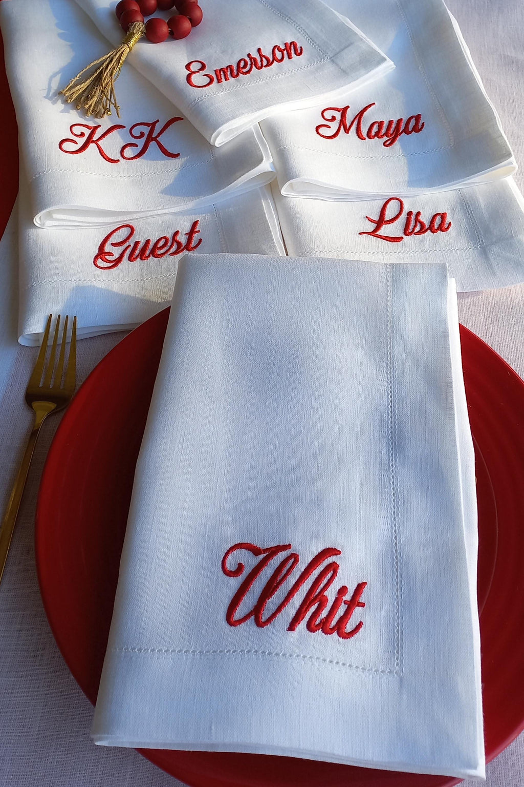Family Name Embroidered Linen Napkin, Thanksgiving dinner napkin with embroidered family name, Wedding Linen Napkin, Linen Custom Napkin