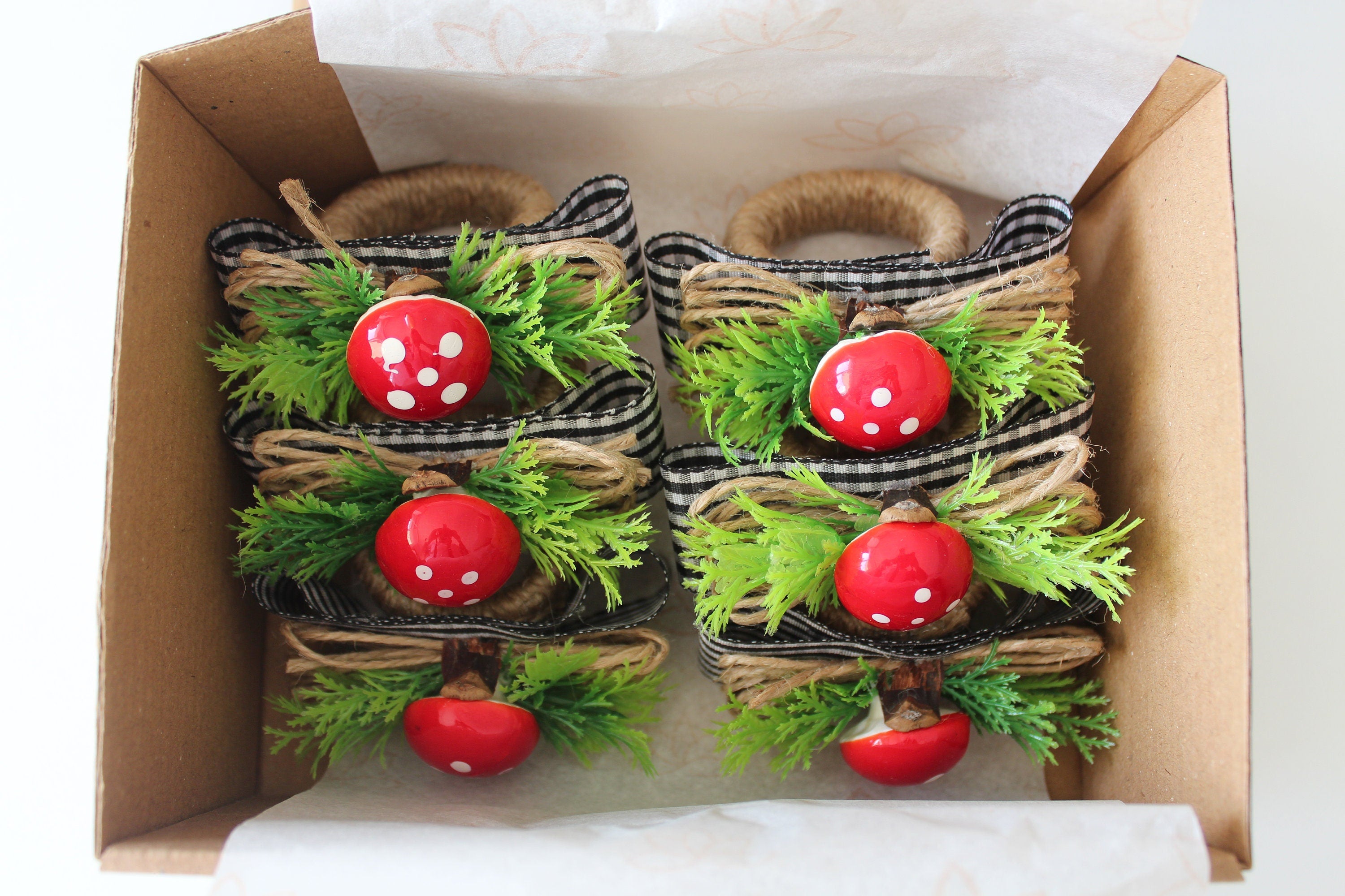 Mushroom Napkin Ring, Mushroom Napkin Holder, Christmas Table Decor, Mushroom Table Deco, Artificial Mushroom Napkin Ring, Housewarming Gift