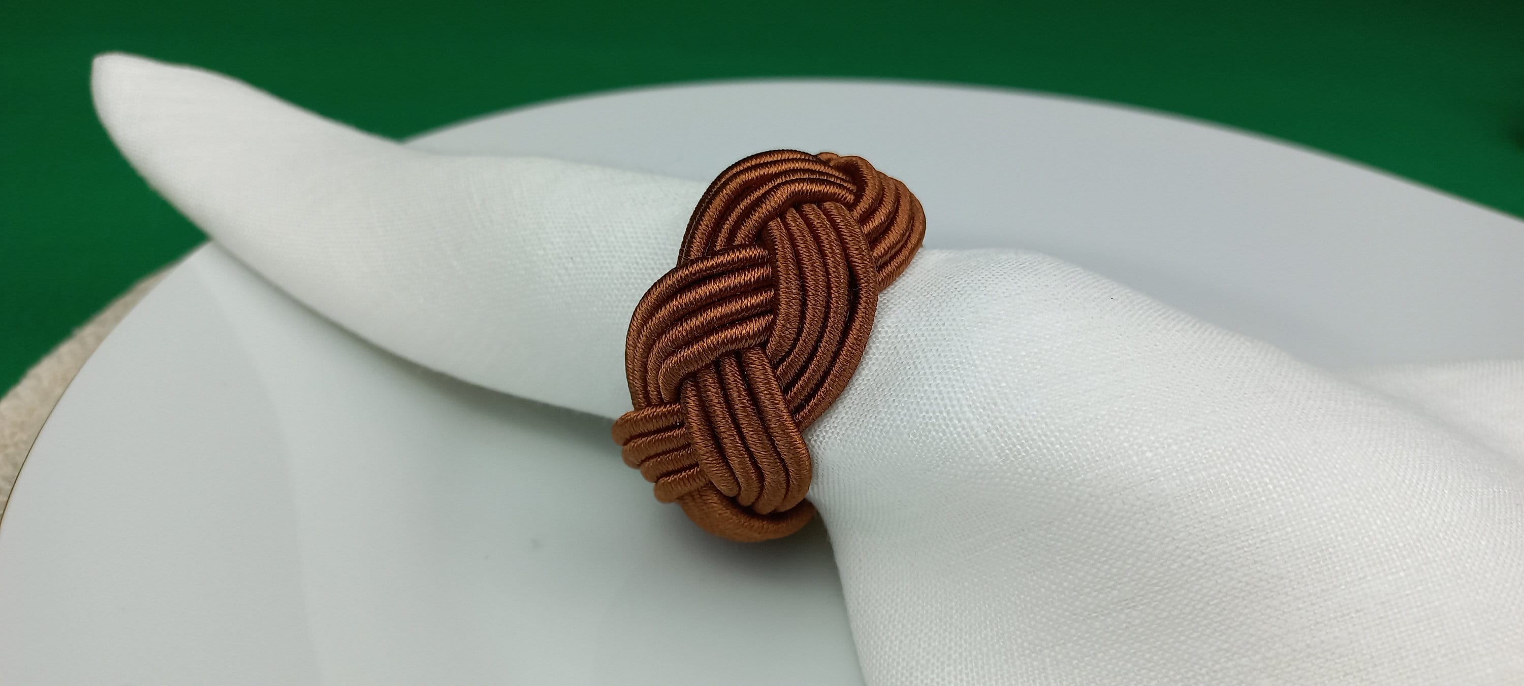 Brown Rayon Napkin Ring, File Sailor Napkin Ring, Turks Head Napkin Holder, Table Decor, Thanks Giving Day Dinner Decor, Wedding Table Decor
