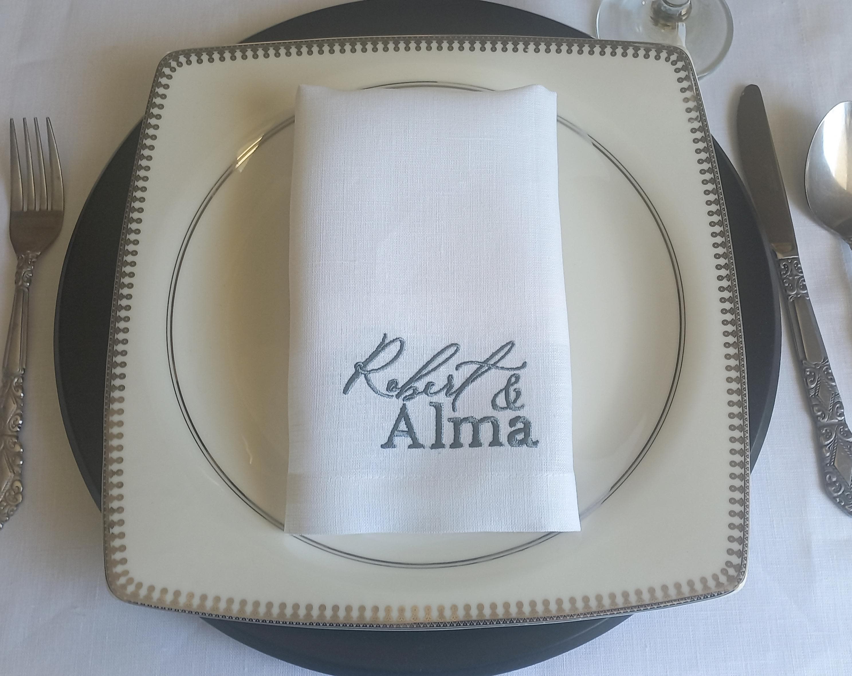 Custom Logo Embroidered Luxury Linen Napkin, Personalize Logo Embroidered Linen Napkin, Company Emblem Embroidered Napkin for Company Dinner